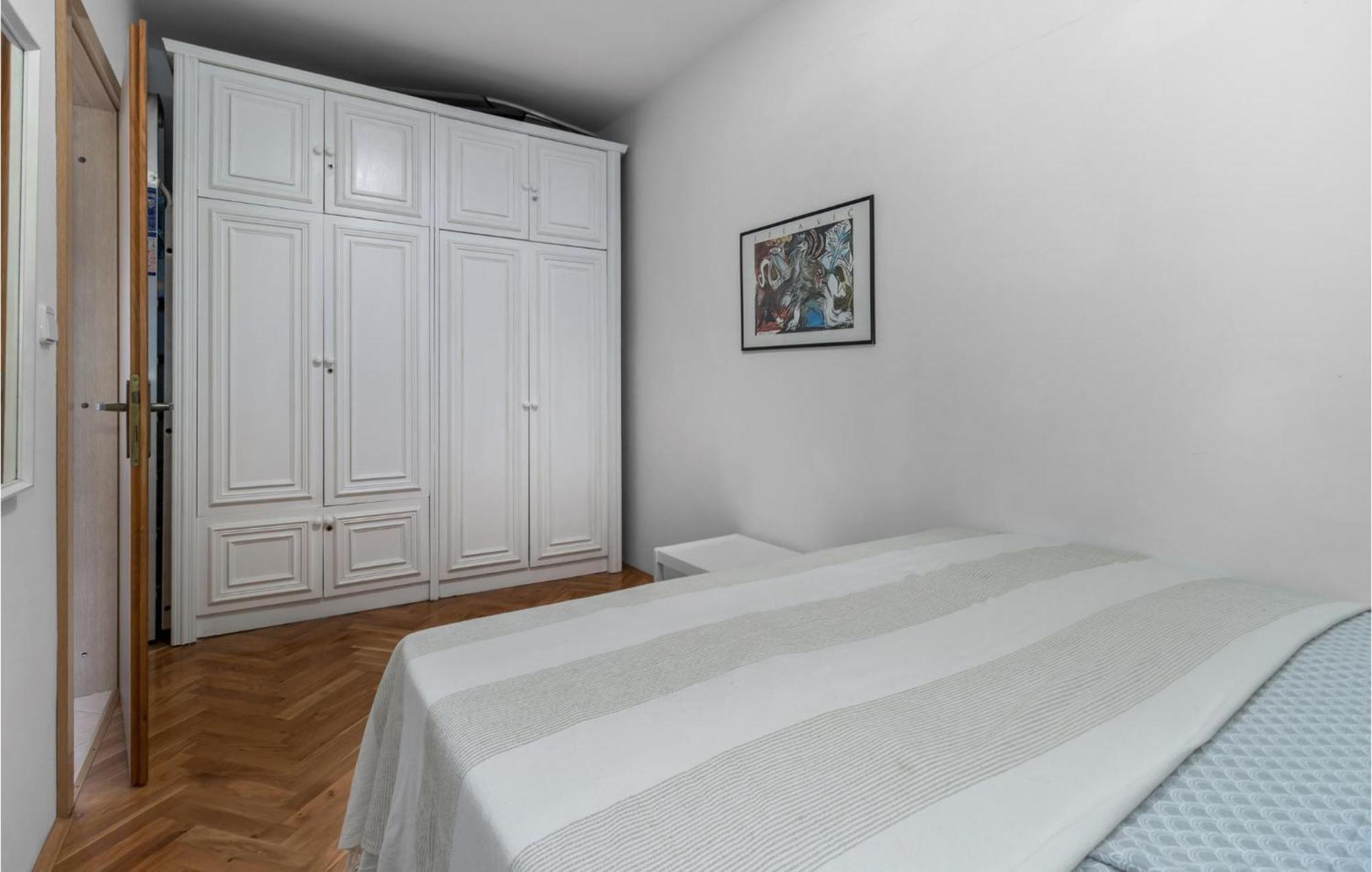 Lovely Apartment In Novi Vinodolski With Wifi Ngoại thất bức ảnh