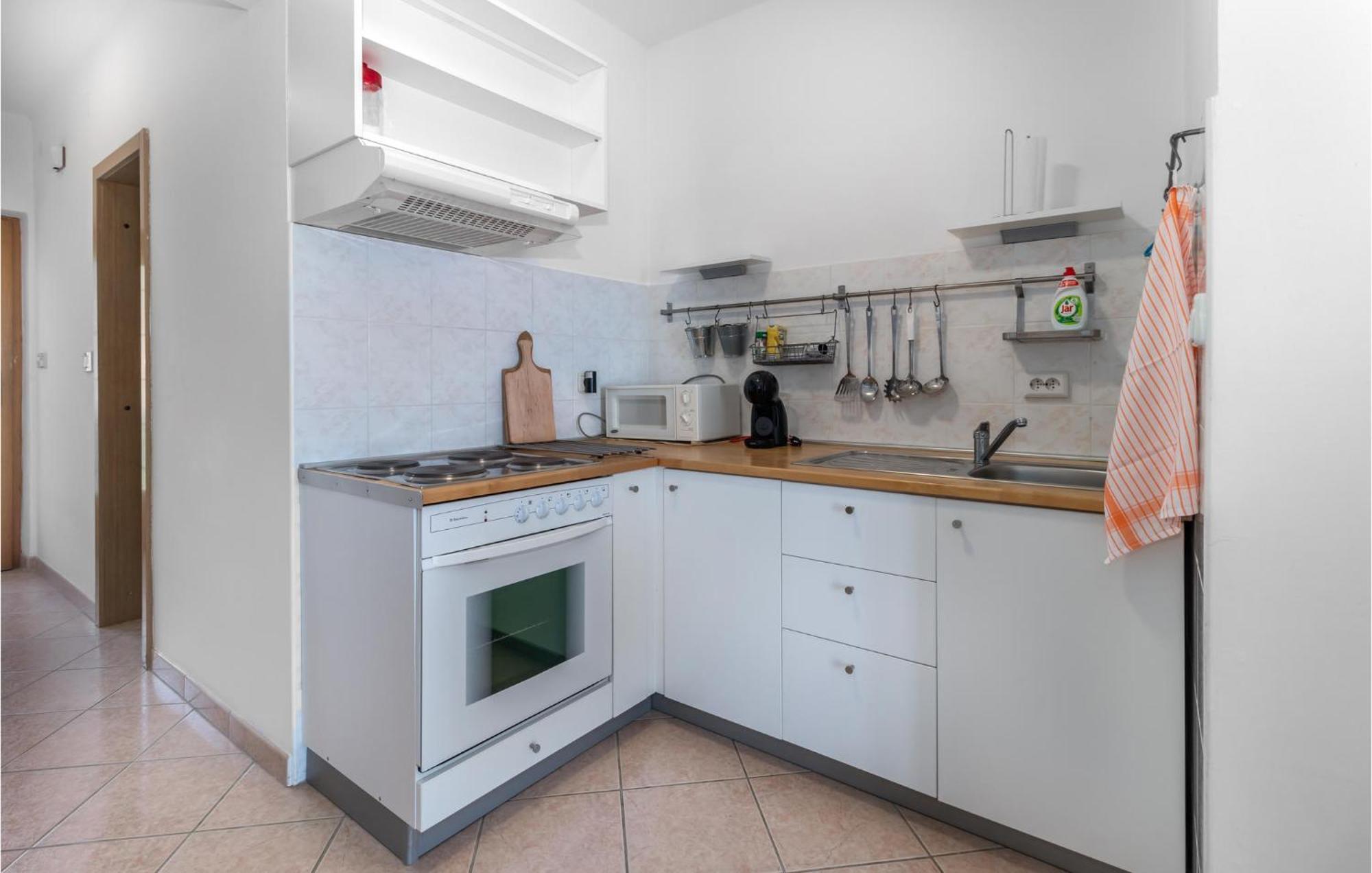 Lovely Apartment In Novi Vinodolski With Wifi Ngoại thất bức ảnh