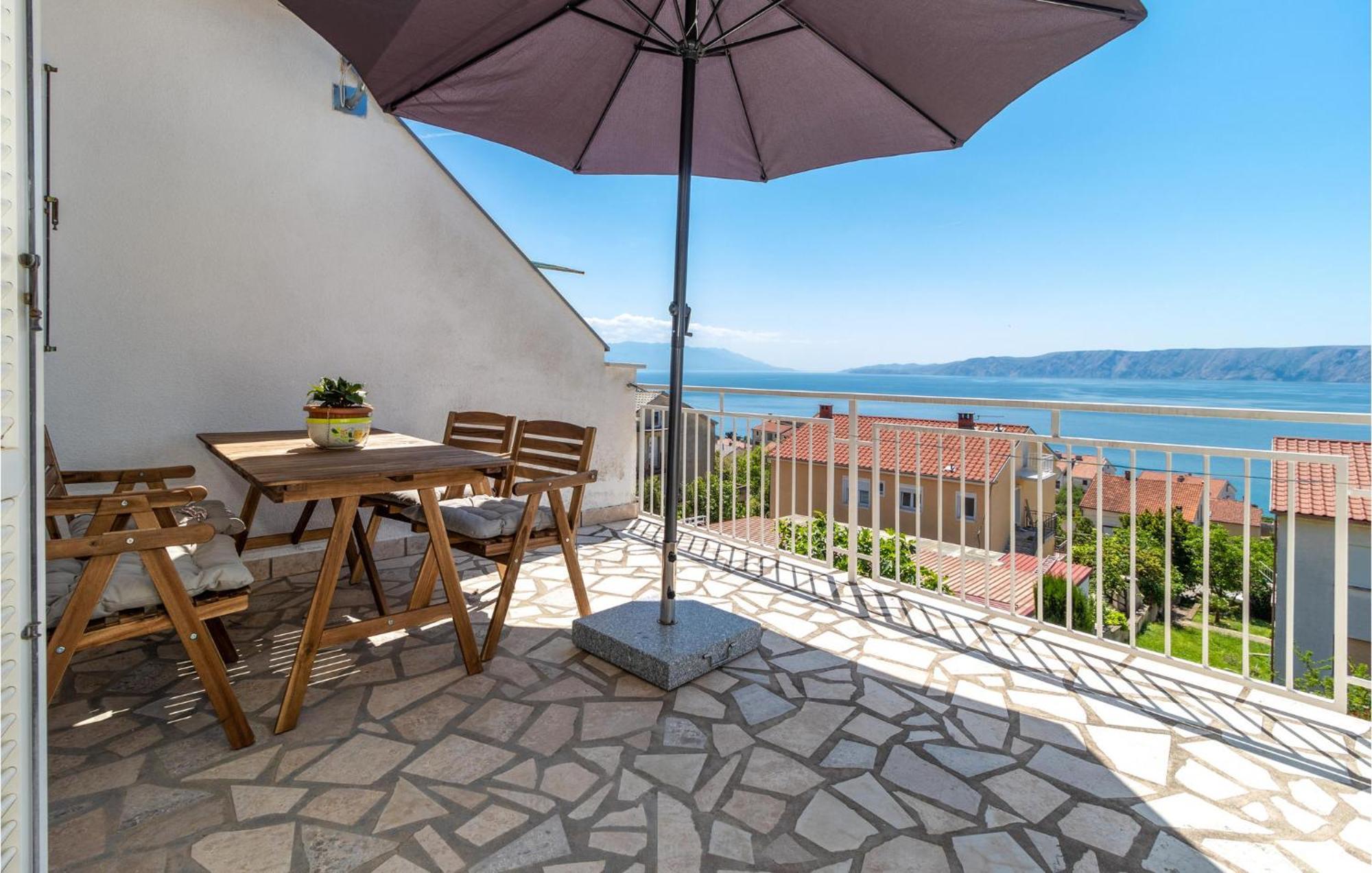 Lovely Apartment In Novi Vinodolski With Wifi Ngoại thất bức ảnh