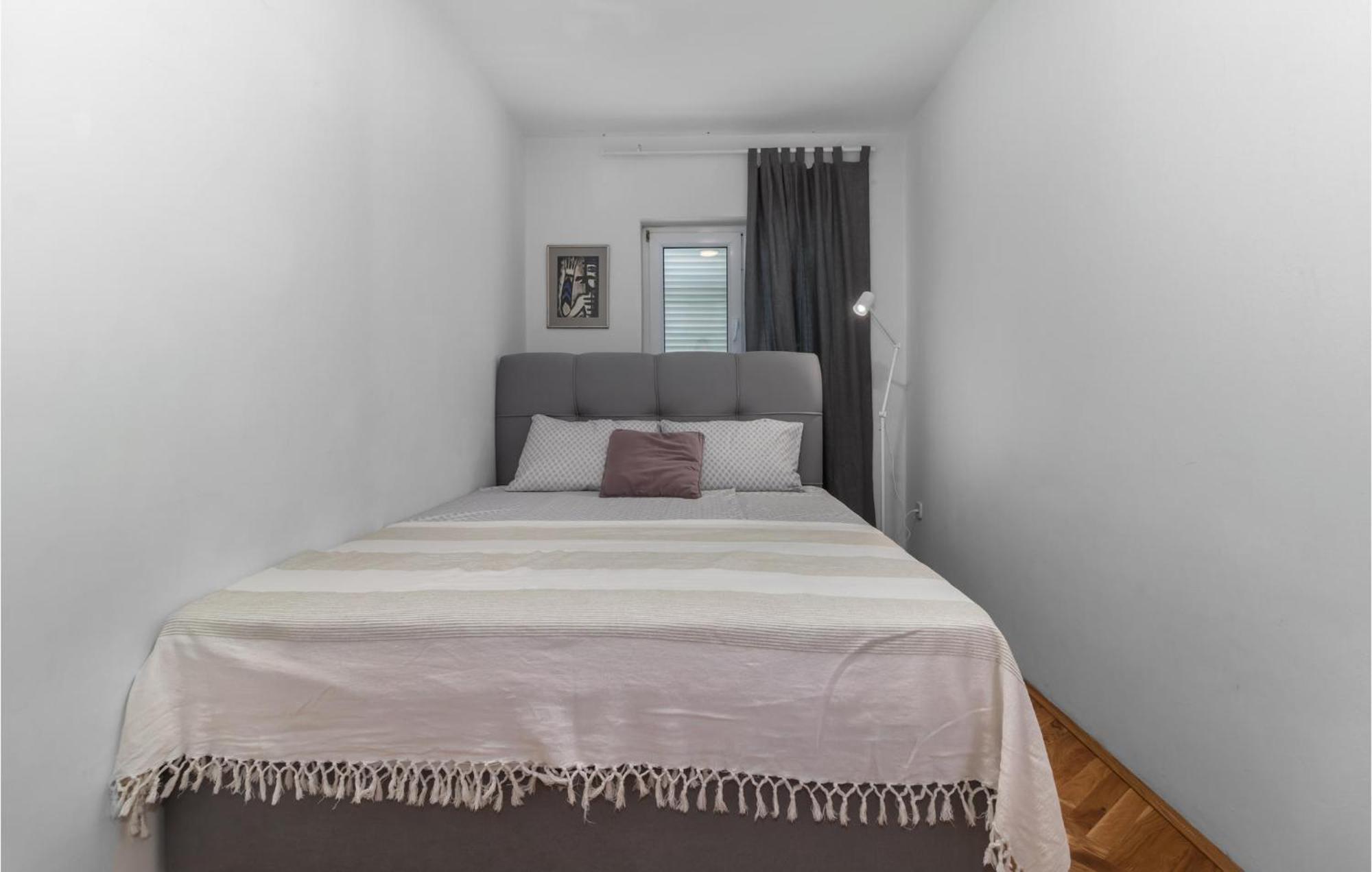 Lovely Apartment In Novi Vinodolski With Wifi Ngoại thất bức ảnh
